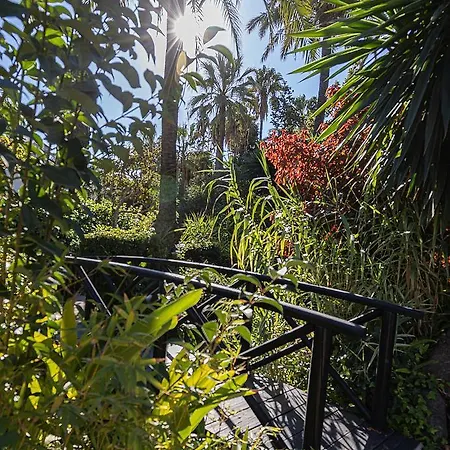 Apartment Luxurious In Puente Romano, *
