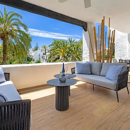 Luxurious In Puente Romano, Marbella