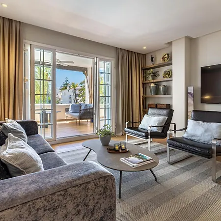 Luxurious In Puente Romano, Apartment Marbella