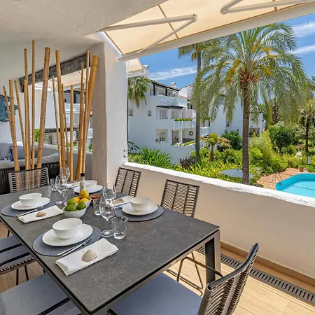 Apartment Luxurious In Puente Romano, Marbella