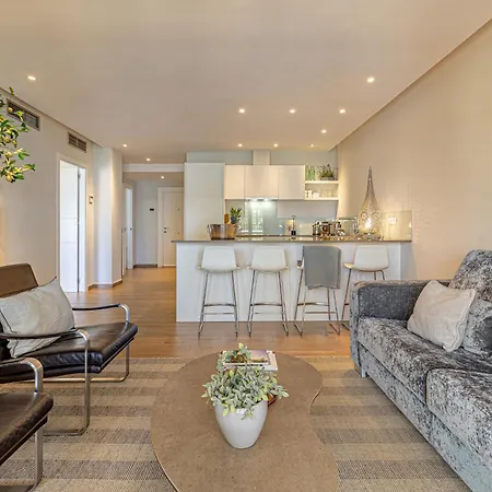 Luxurious In Puente Romano, Apartment Marbella