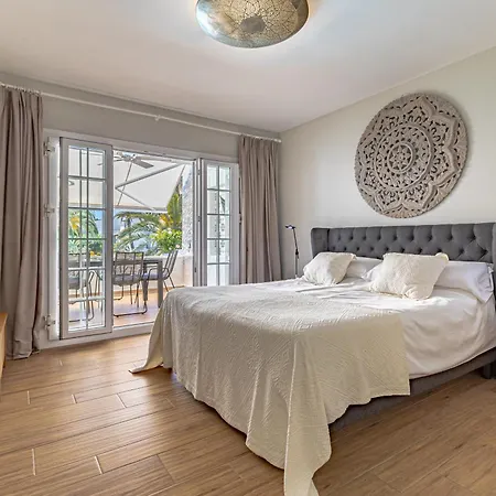 Apartment Luxurious In Puente Romano, *