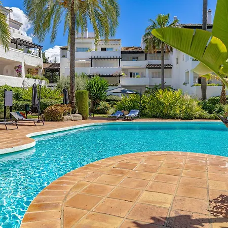 Luxurious In Puente Romano, Apartment Marbella