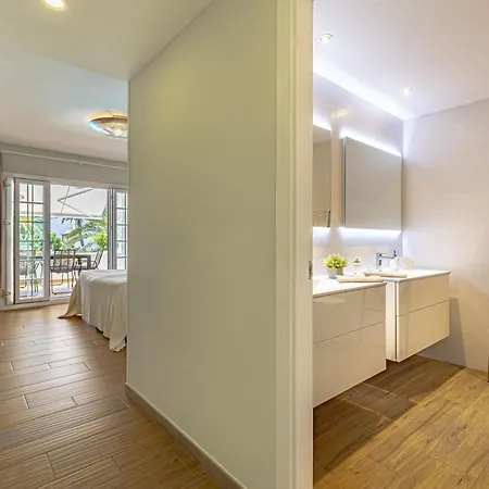 Apartment Luxurious In Puente Romano, Marbella