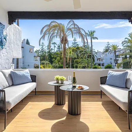 Luxurious In Puente Romano,