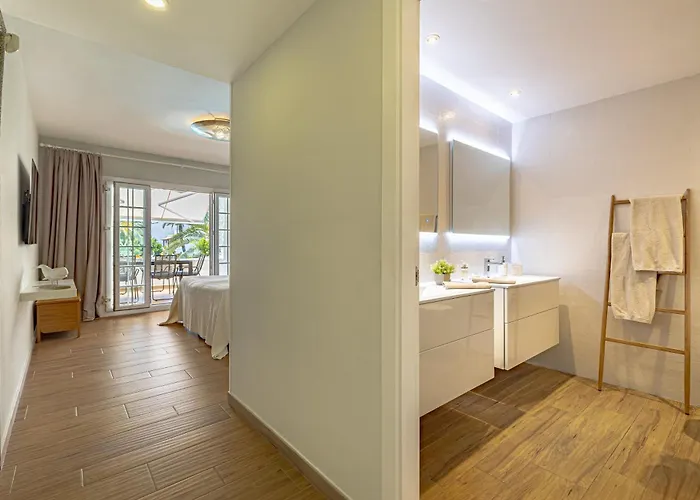 Apartament Luxurious In Puente Romano, Marbella