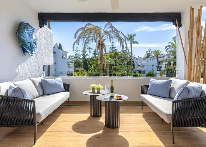 Luxurious In Puente Romano,