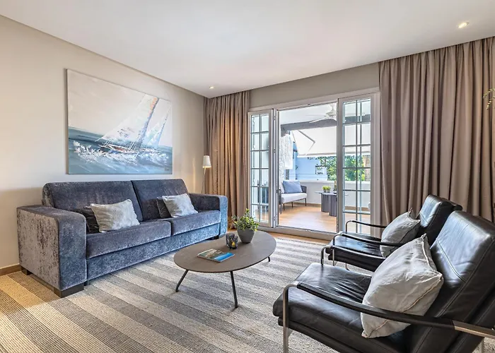 Luxurious In Puente Romano, Marbella