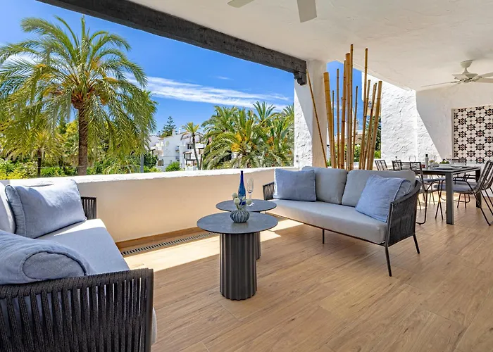 Luxurious In Puente Romano, מארבלה