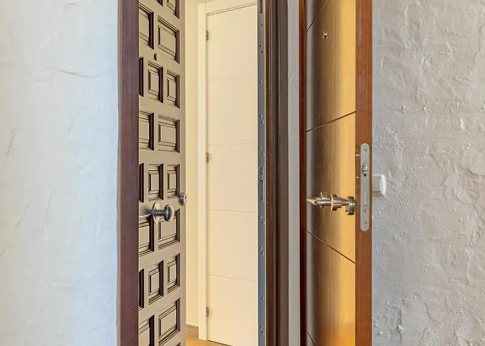 Luxurious In Puente Romano, *